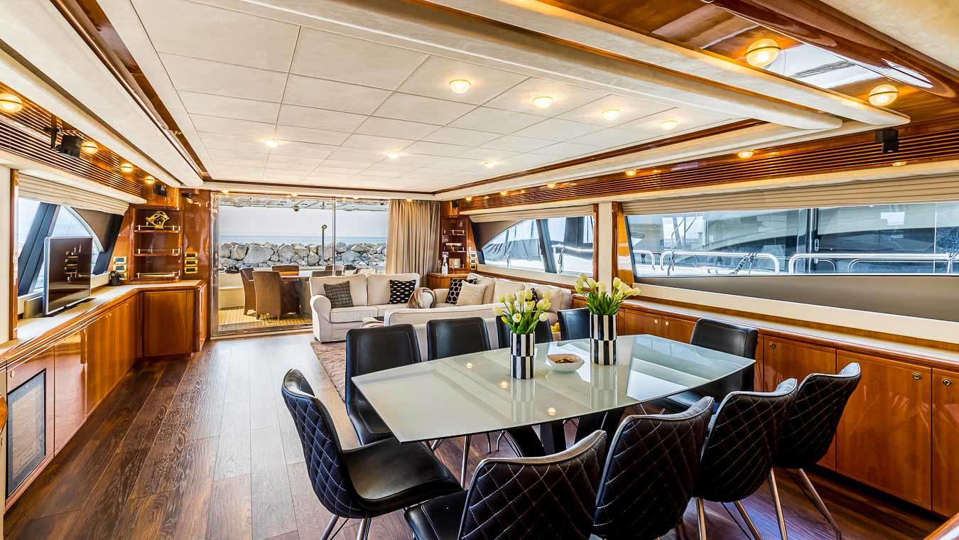 [MOTOR-YACHTPULENA]-8685-2.jpg