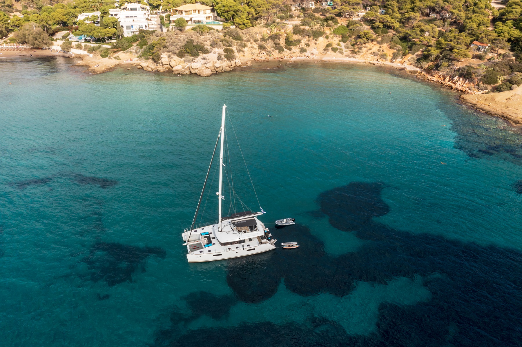 103 Sailing catamaran MOYA.jpg