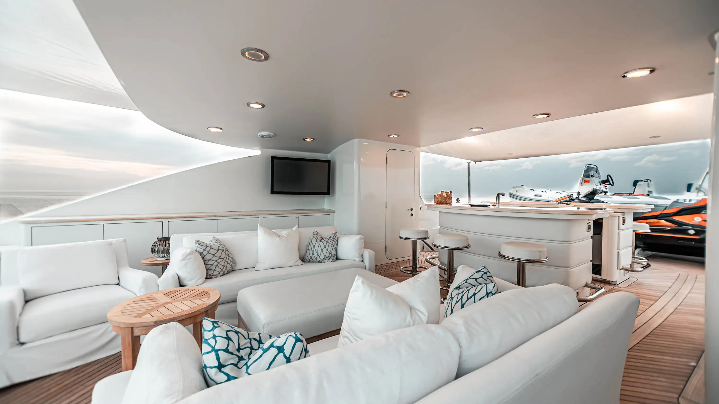 202 Sun deck.jpg