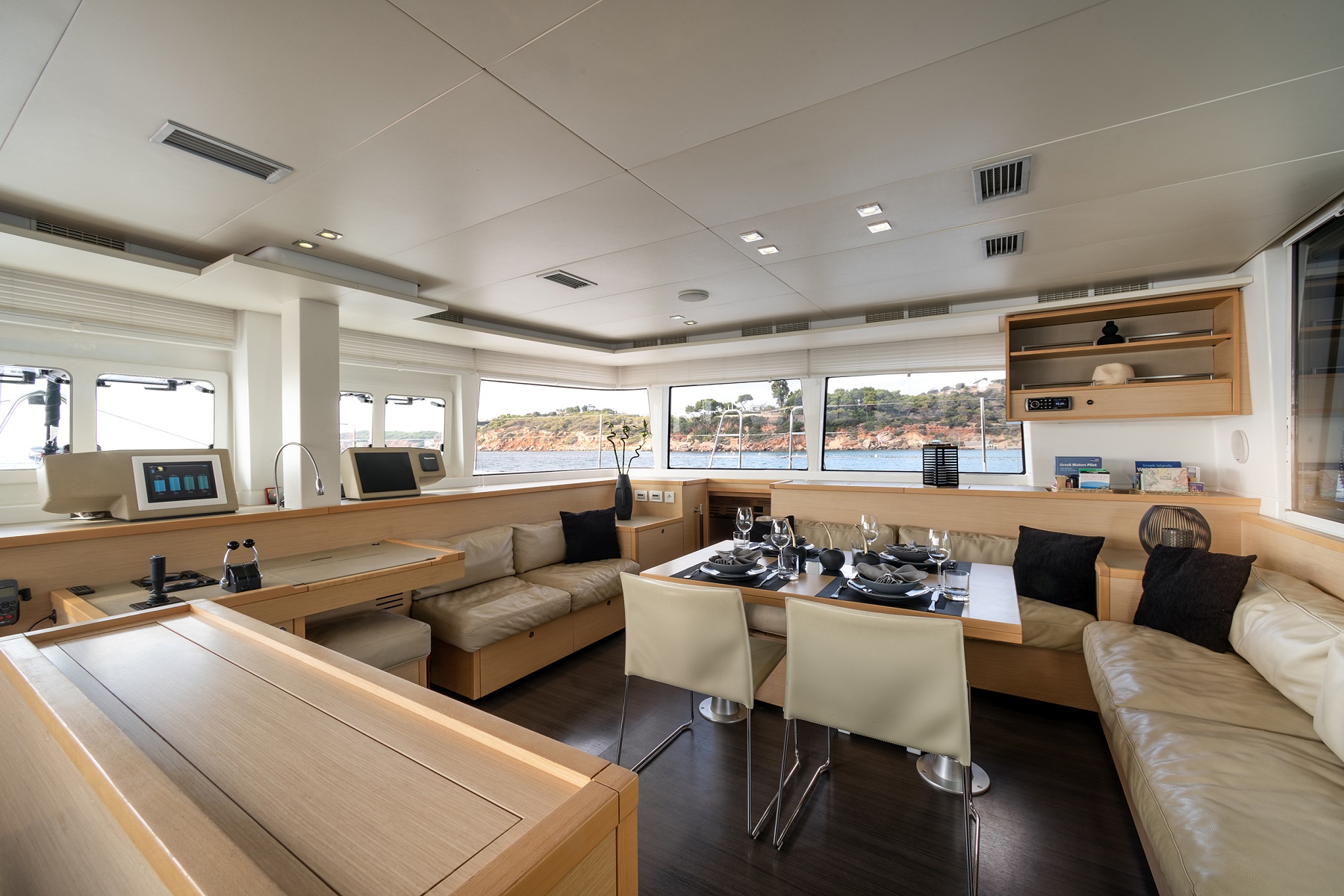 302 Main salon and dining.jpg