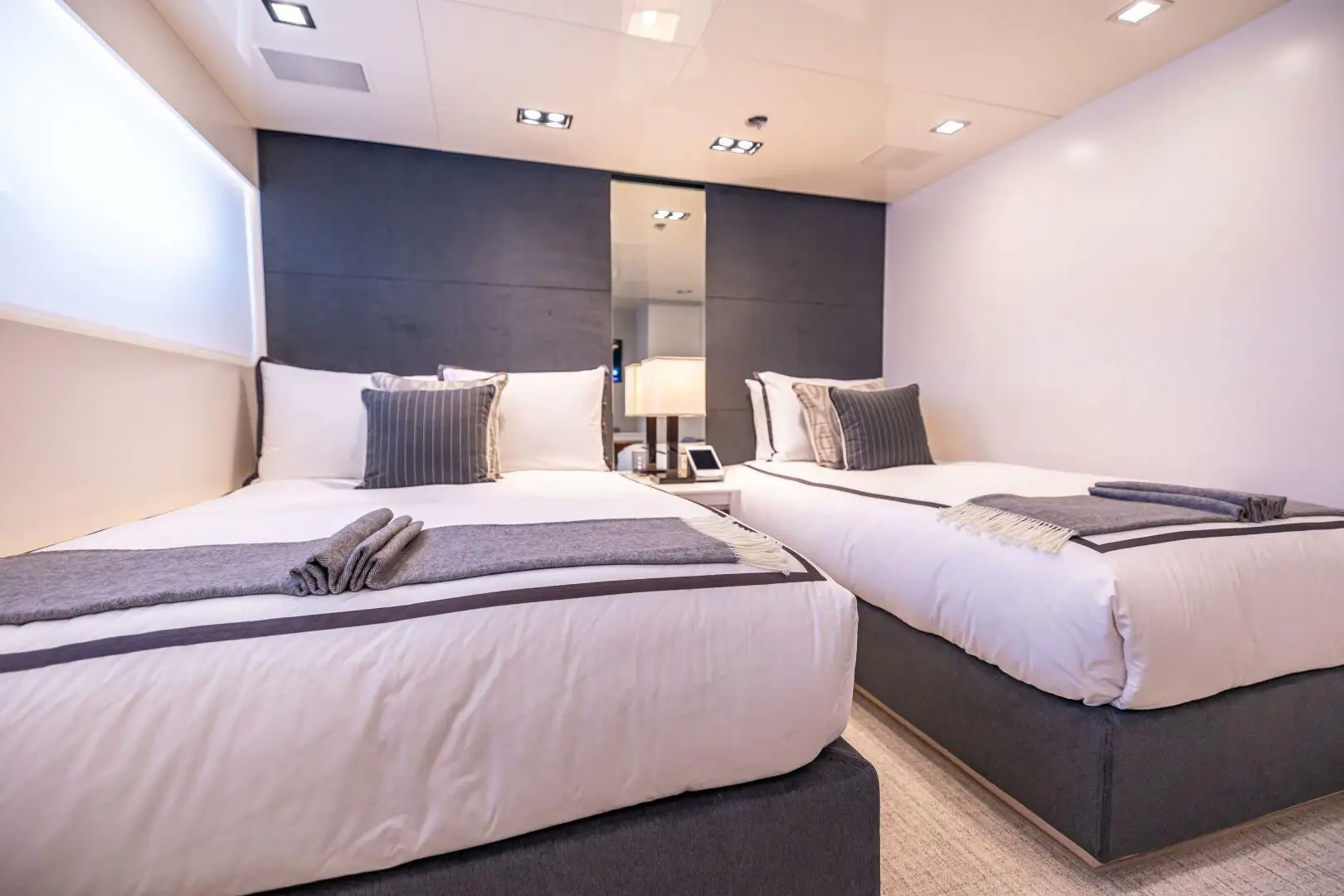 409 Twin suite.jpg