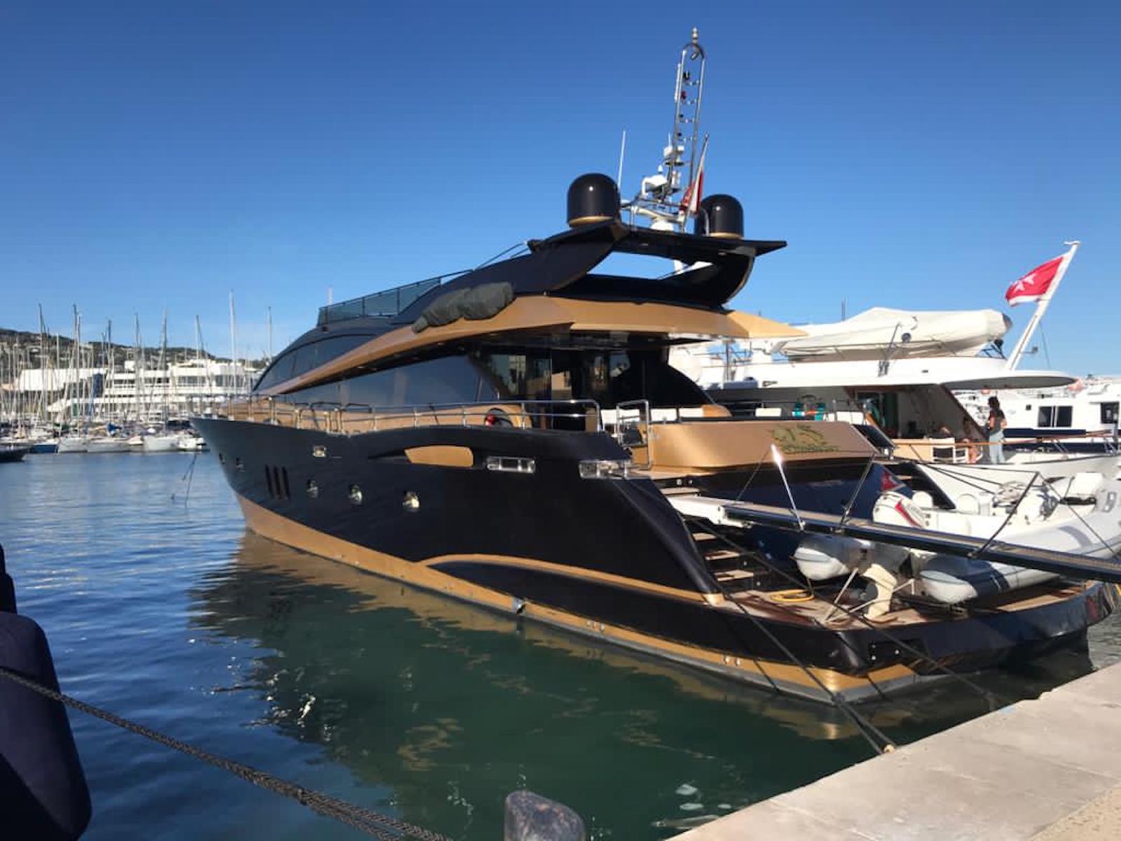 CLAREMONT yacht .jpg