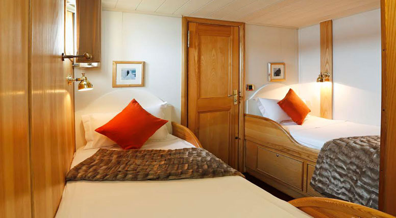 Cabins 00004.jpg
