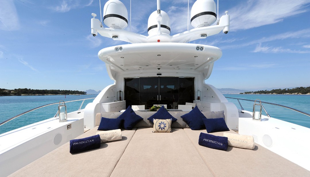 Exterior living spaces  00002.jpg