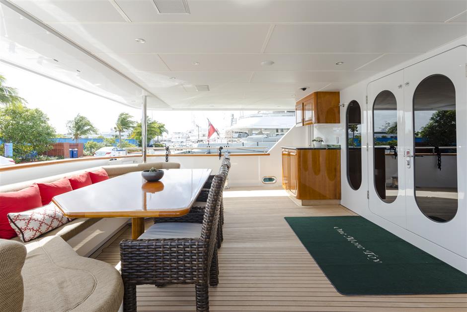 Exterior living spaces 00001.jpg