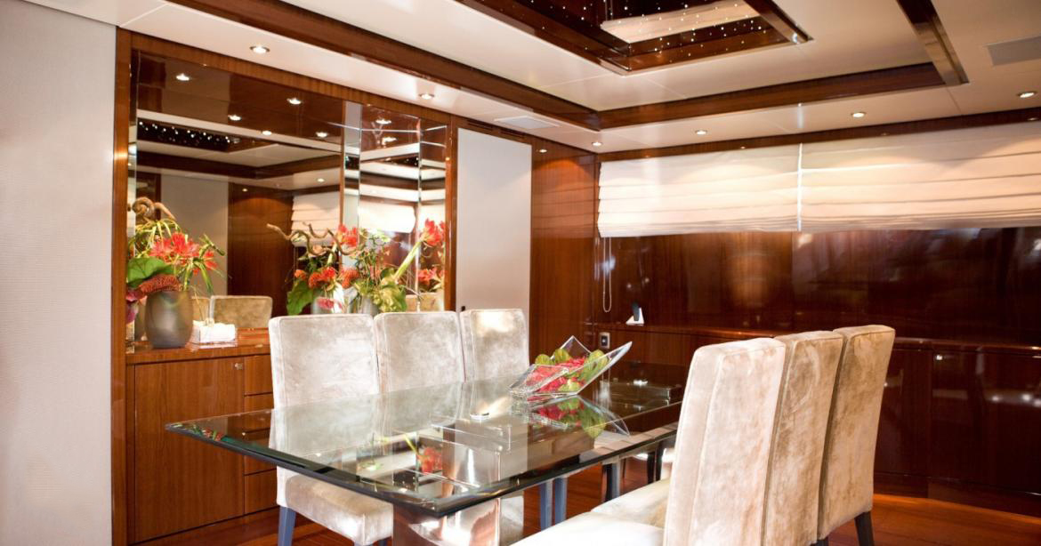 Interior 00004.jpg
