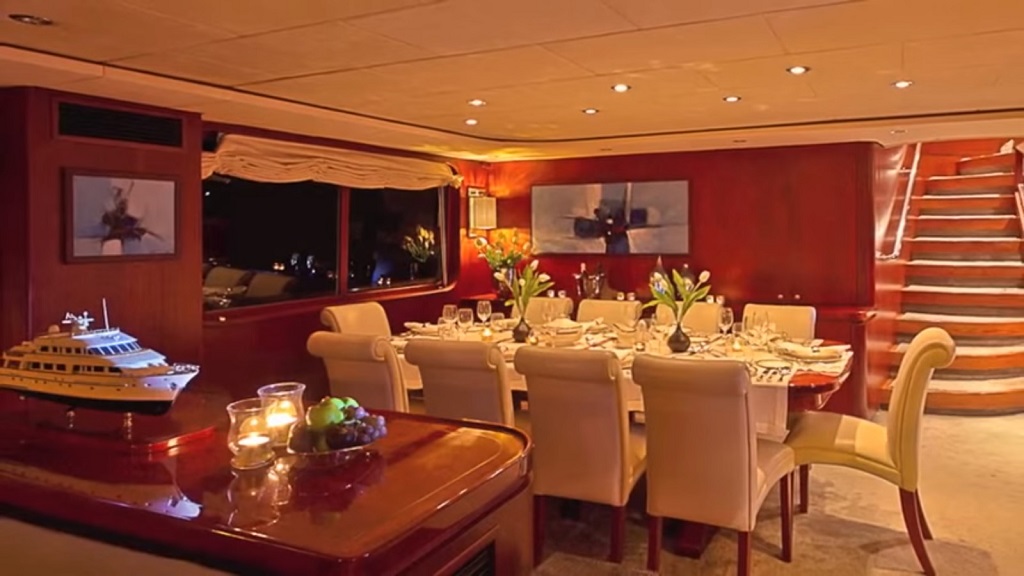 Ligaya dining.jpg