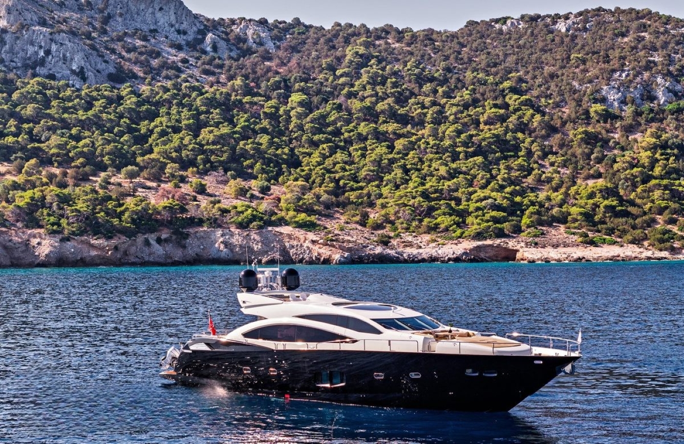 Luxury Superyacht BLADE 6.jpg