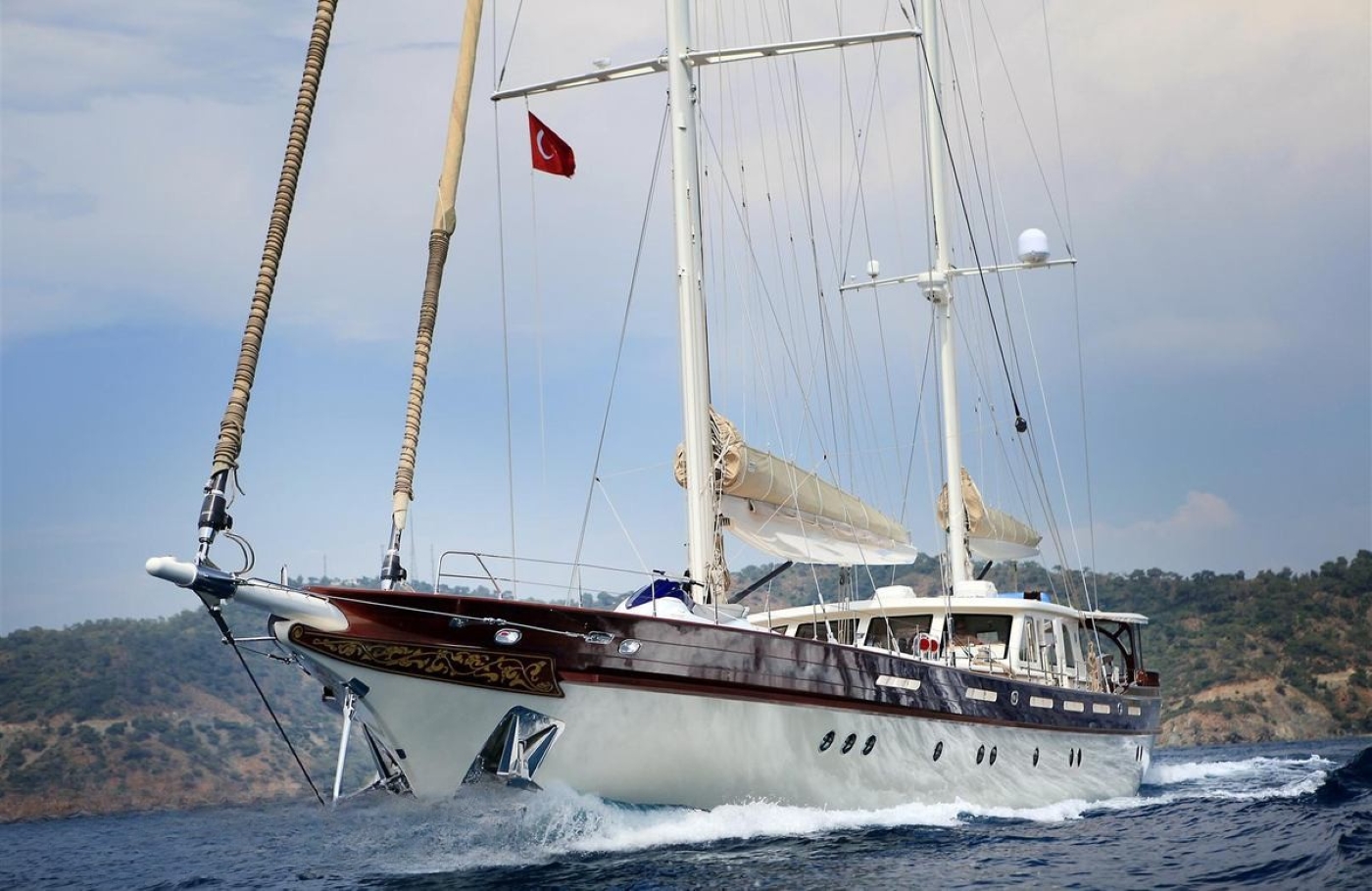 Luxury Superyacht Zelda.jpg