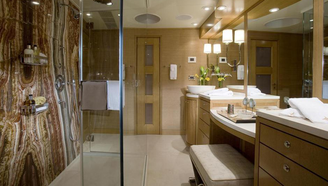 Master stateroom  00001.jpg