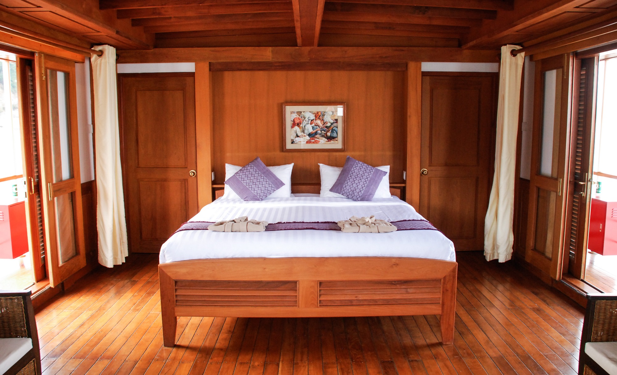 Master stateroom.jpg
