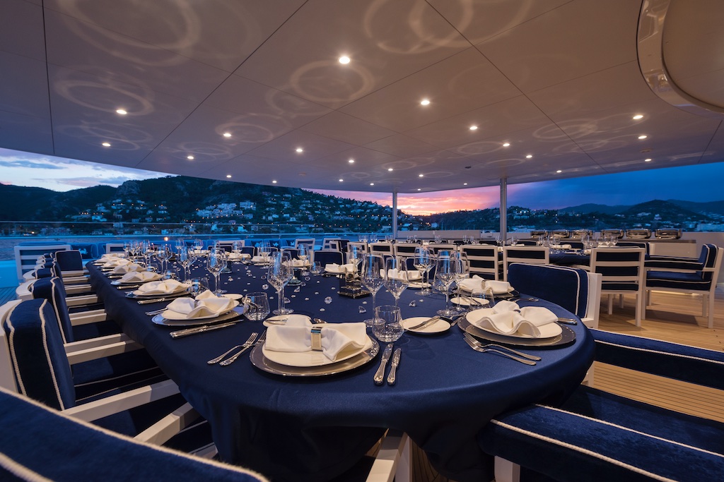 QUEEN MIRI - Outside Dining.jpg
