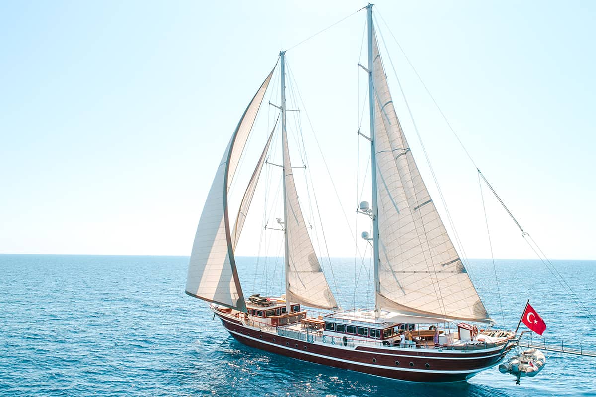 Sailing 5.jpg