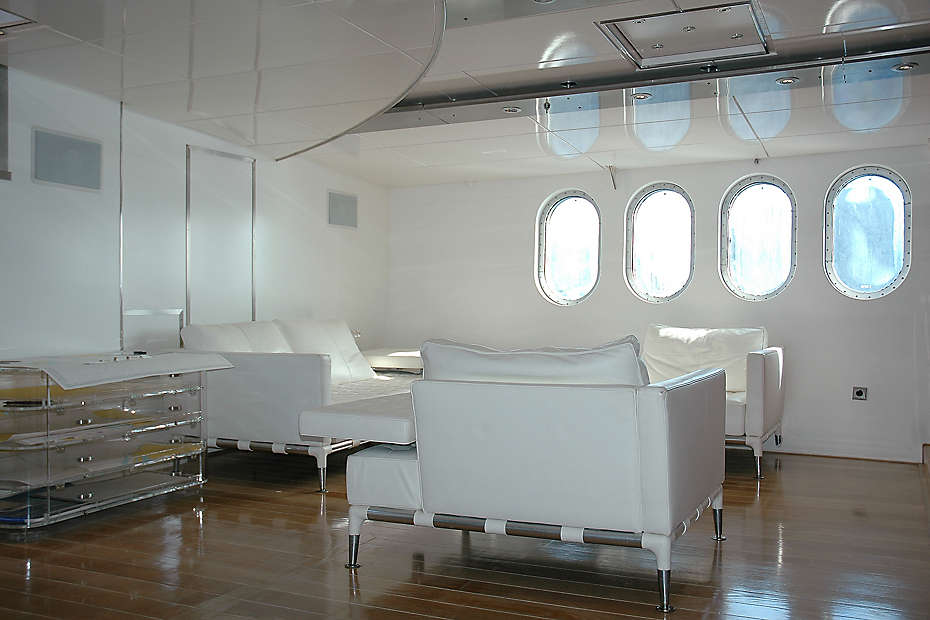 Salon  00004.jpg