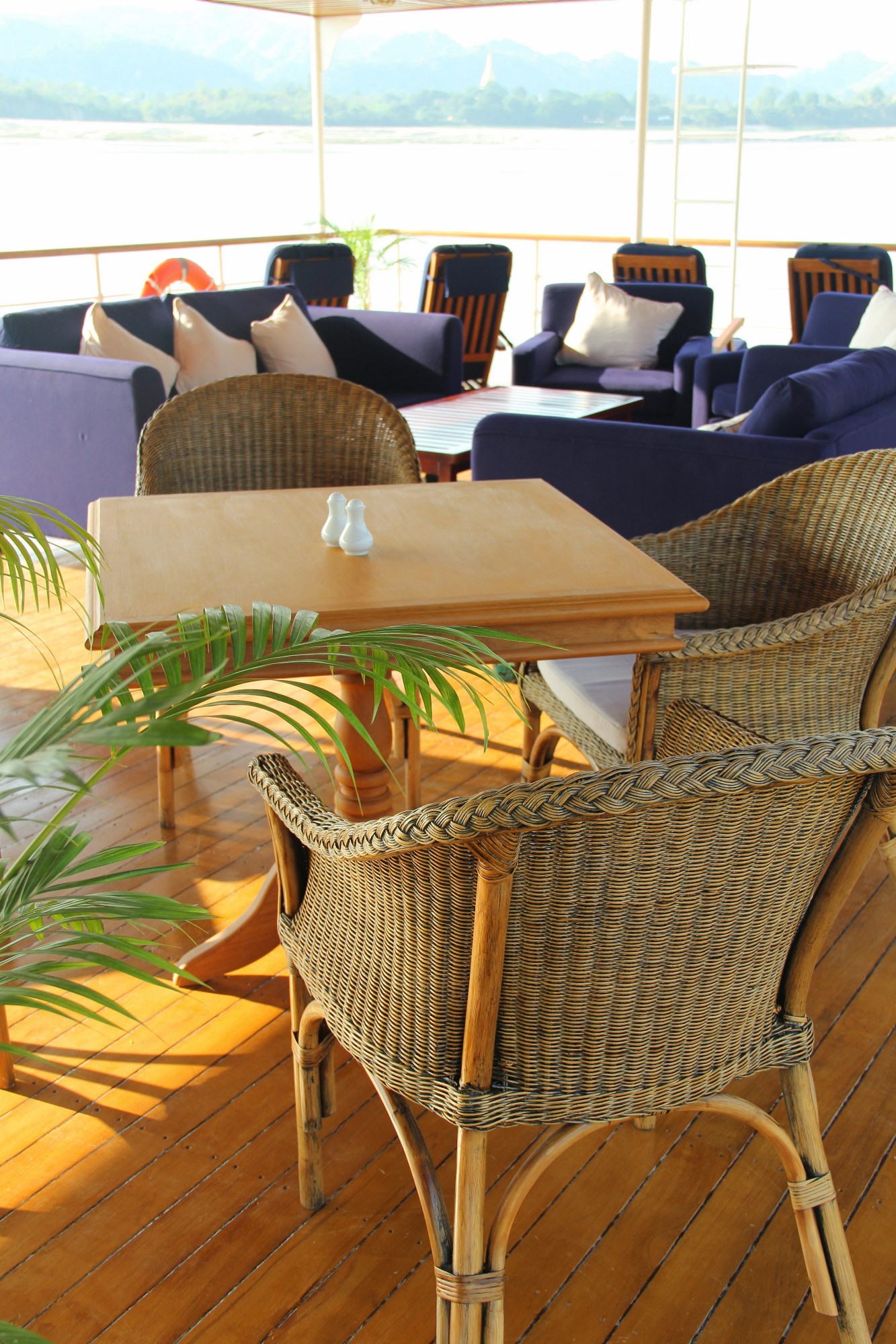 Seating on deck.jpg