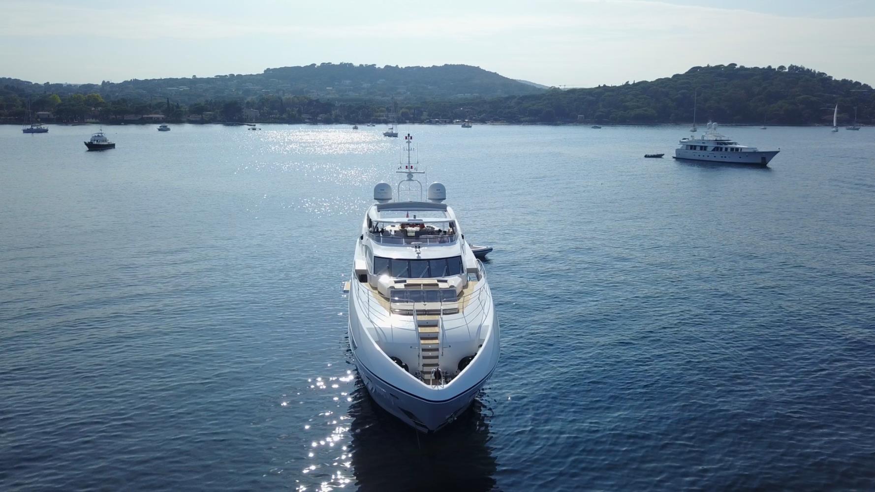 Sunseeker motor yacht MAORO - Bow shot.jpg