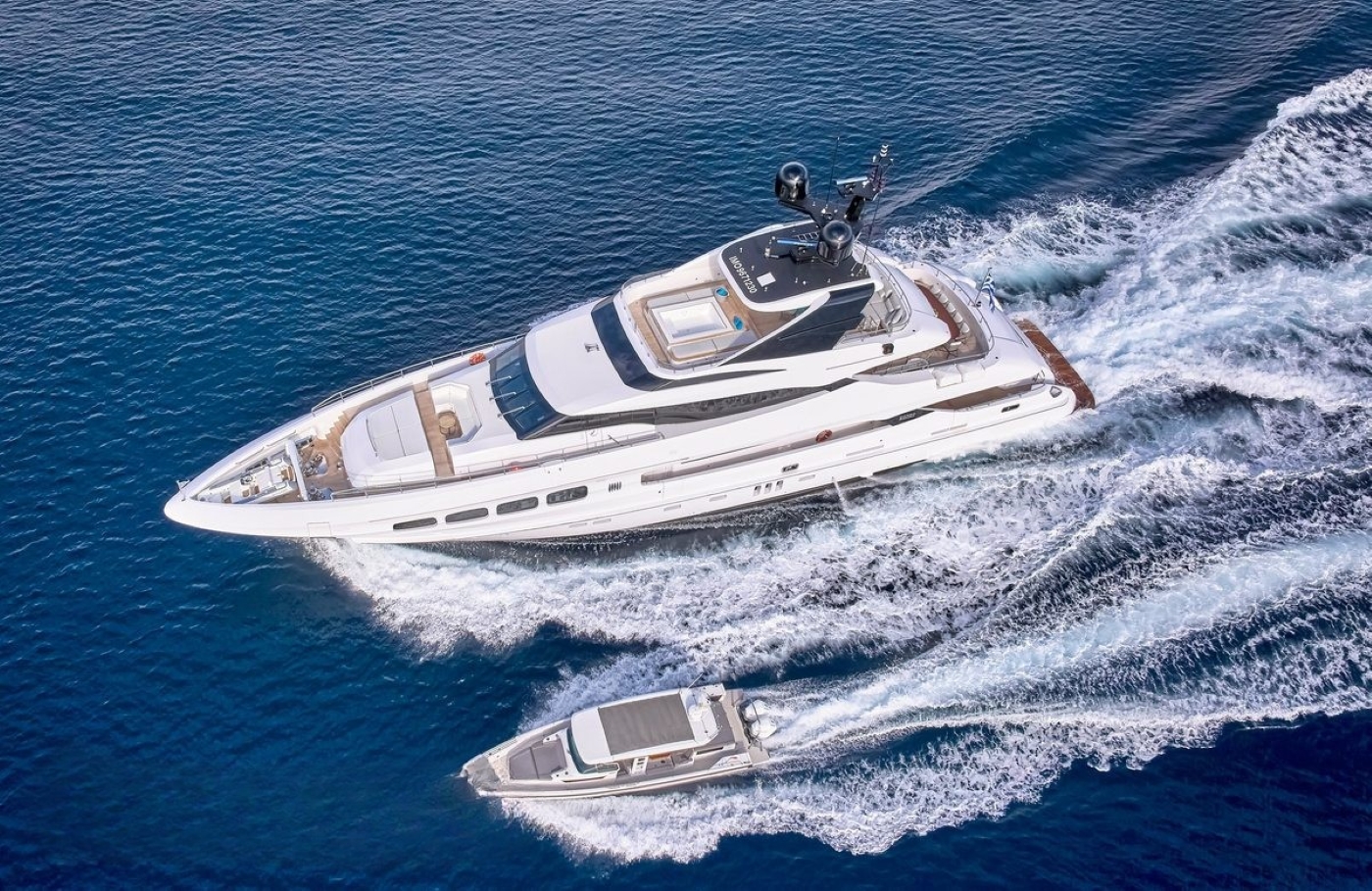 Superyacht MAESTRO.jpg