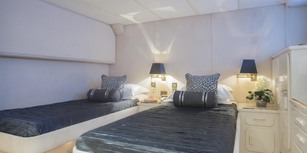 Twin cabin  00002.jpg