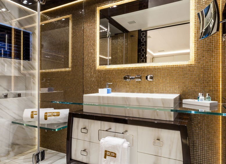 VIP bathroom .png