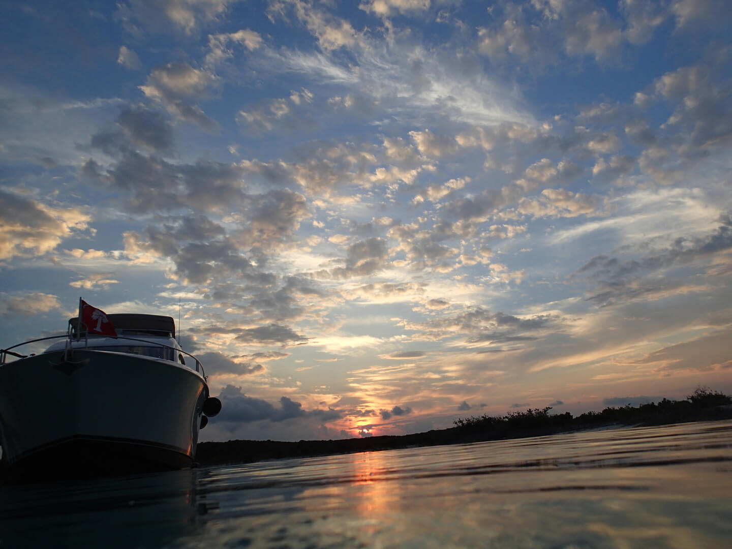 Visit breathtaking destinations aboard Sweetwater 00003.jpg