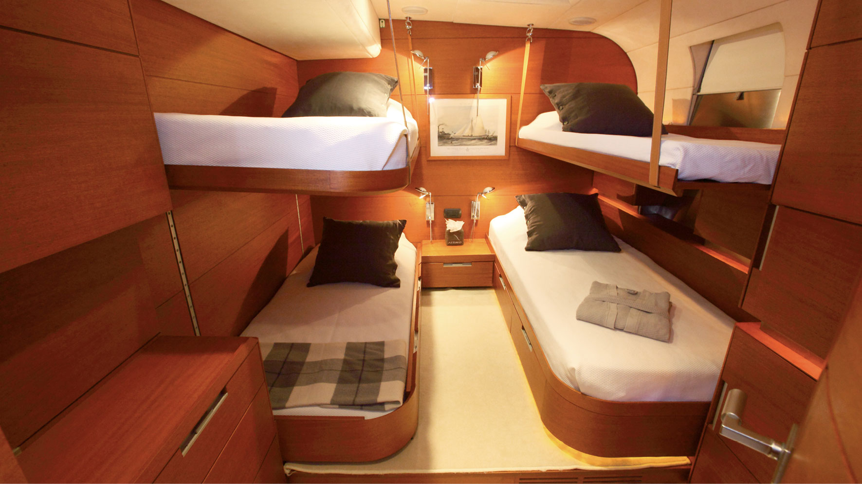 Yacht ATTIMO by CMN - bunks.jpg