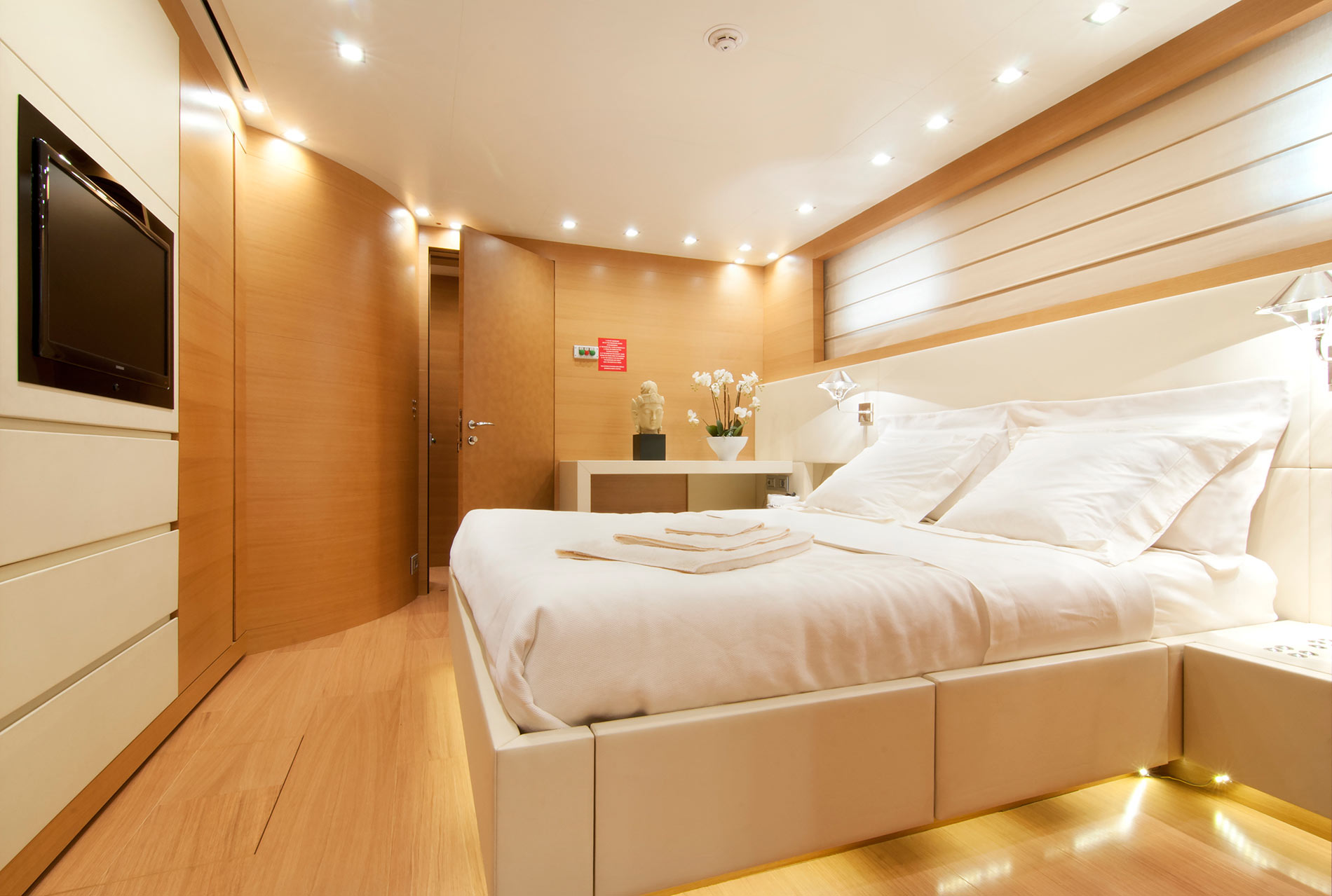 Yacht GEOSAND - Double.jpg