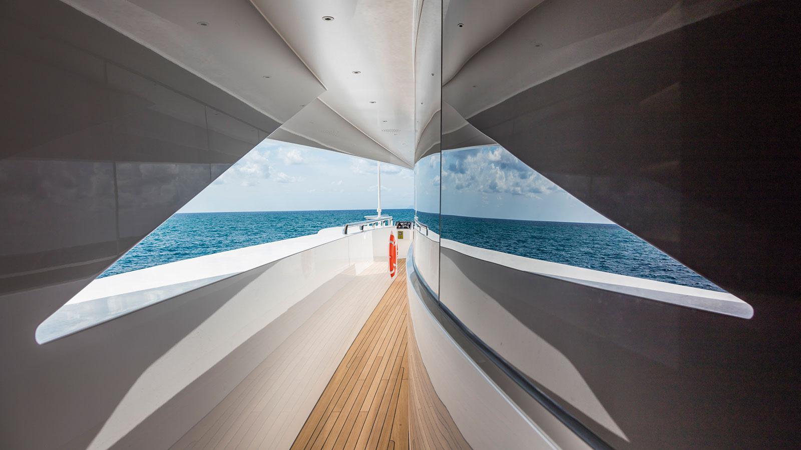 Yacht SUERTE - Exterior Detail.jpg