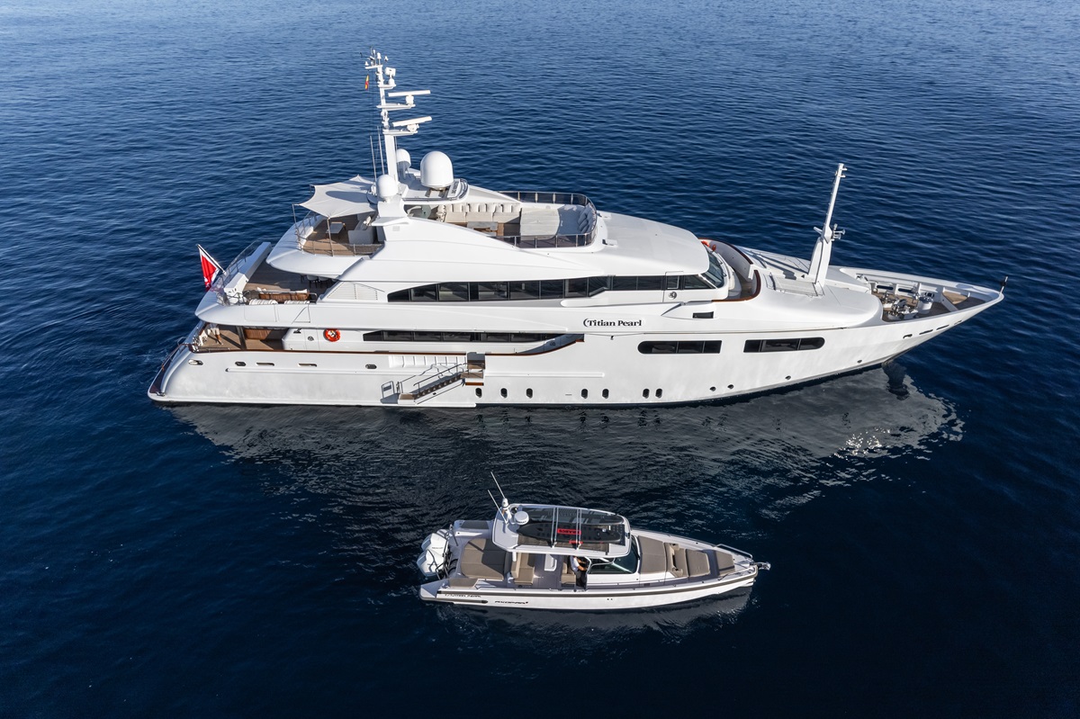 b yacht and tender birdseye.jpg