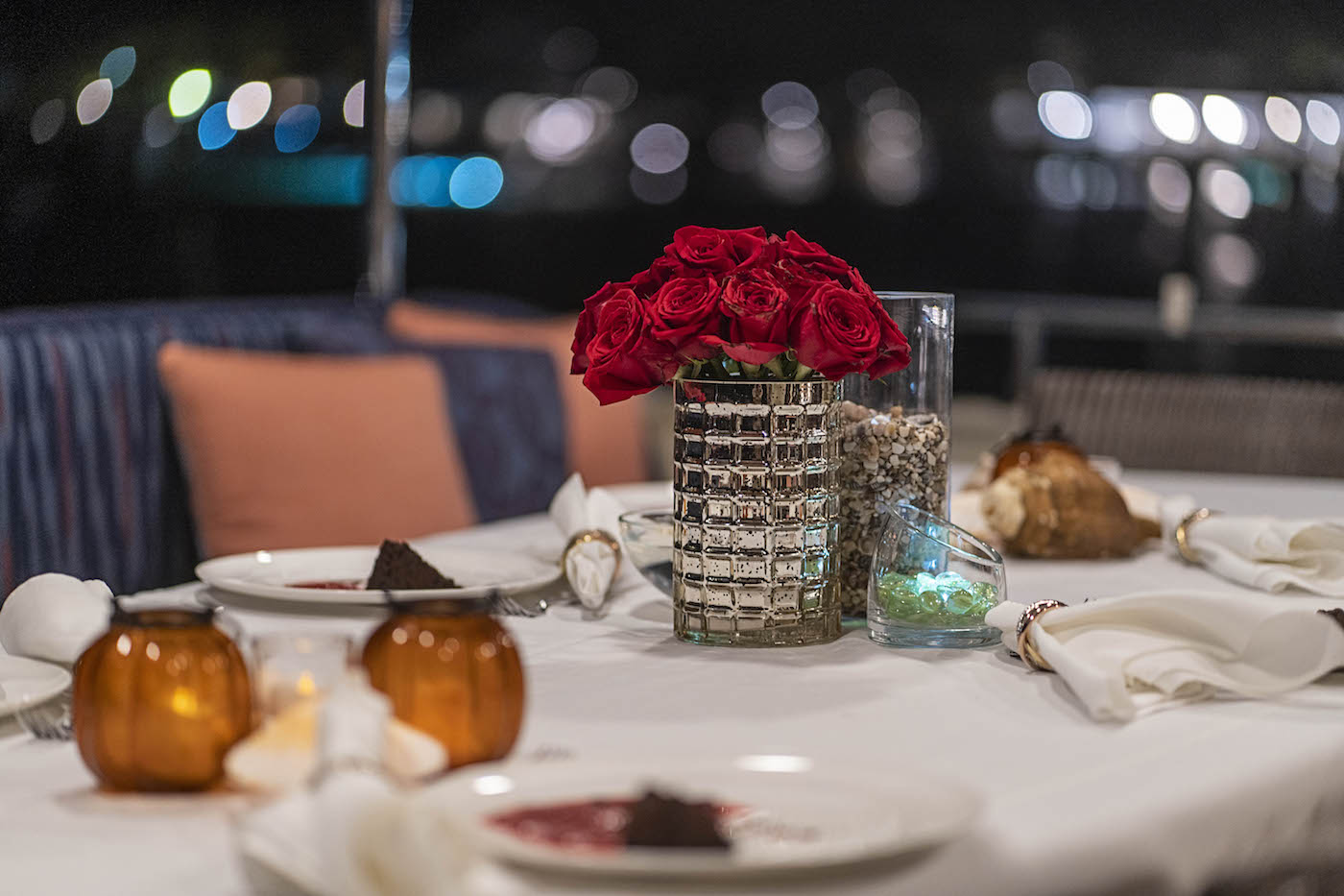 dinner setting.jpg