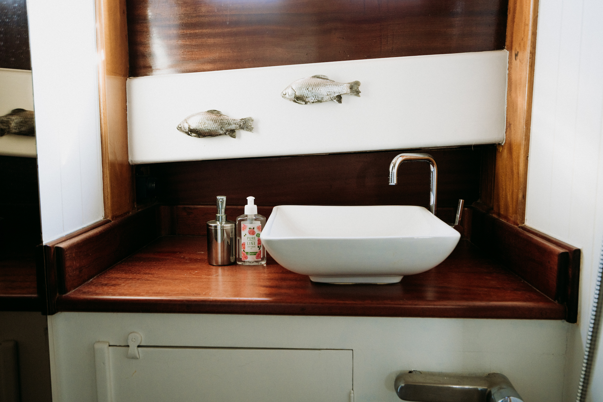 ensuite - sink.jpg