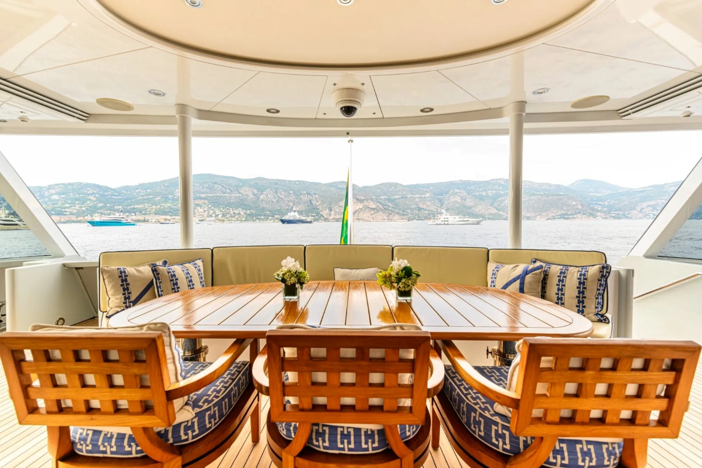 exterior Dining Area.jpg