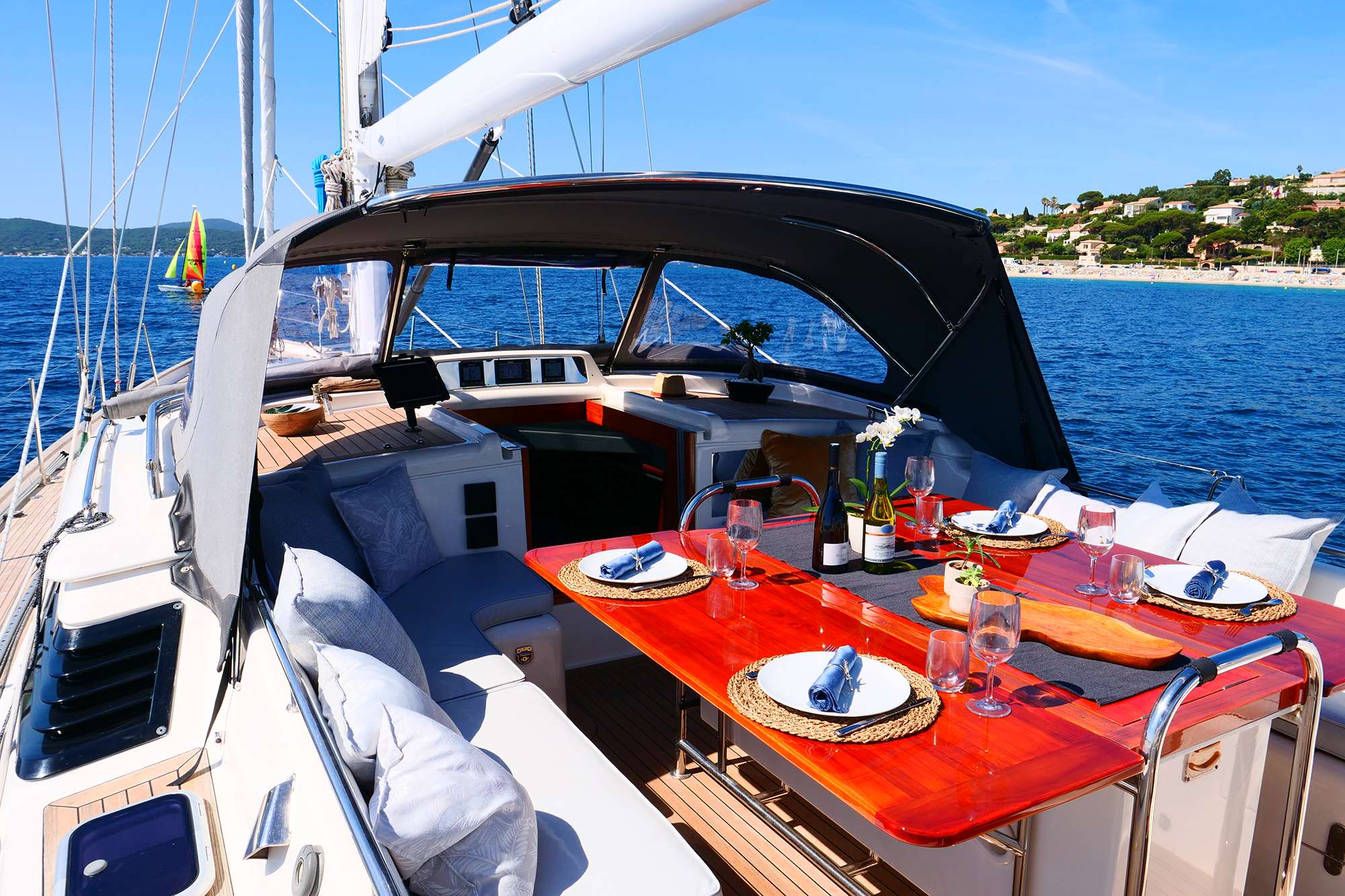 exterior dining set up.jpg