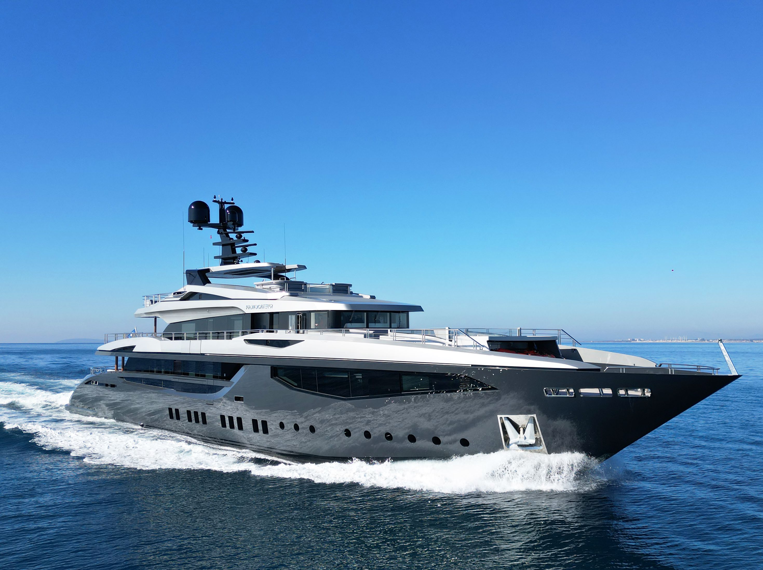 motor yacht PROVOCATEUR.jpg