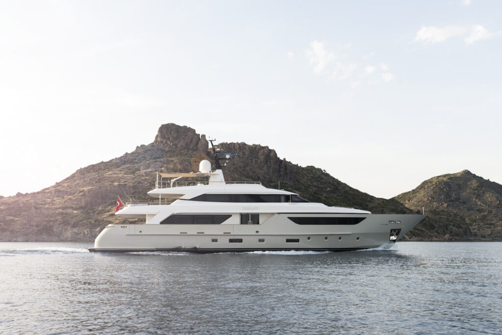 motor yacht THERAPY.jpg