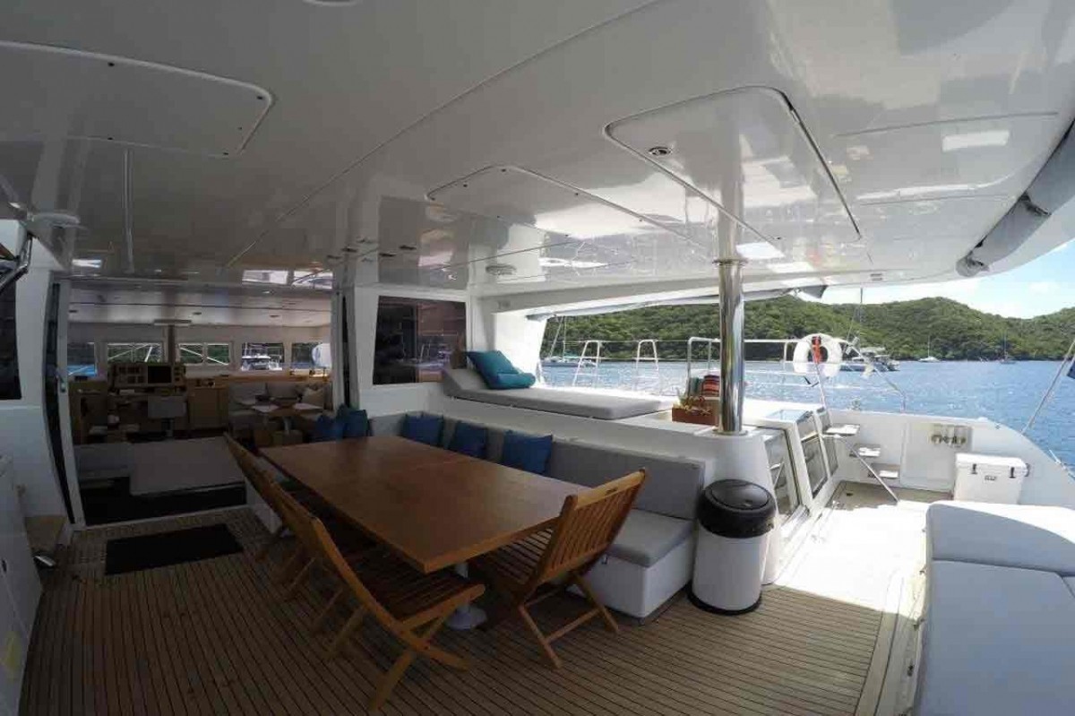 [19m-Yacht-FOXY-LADY]-9043-132.jpg