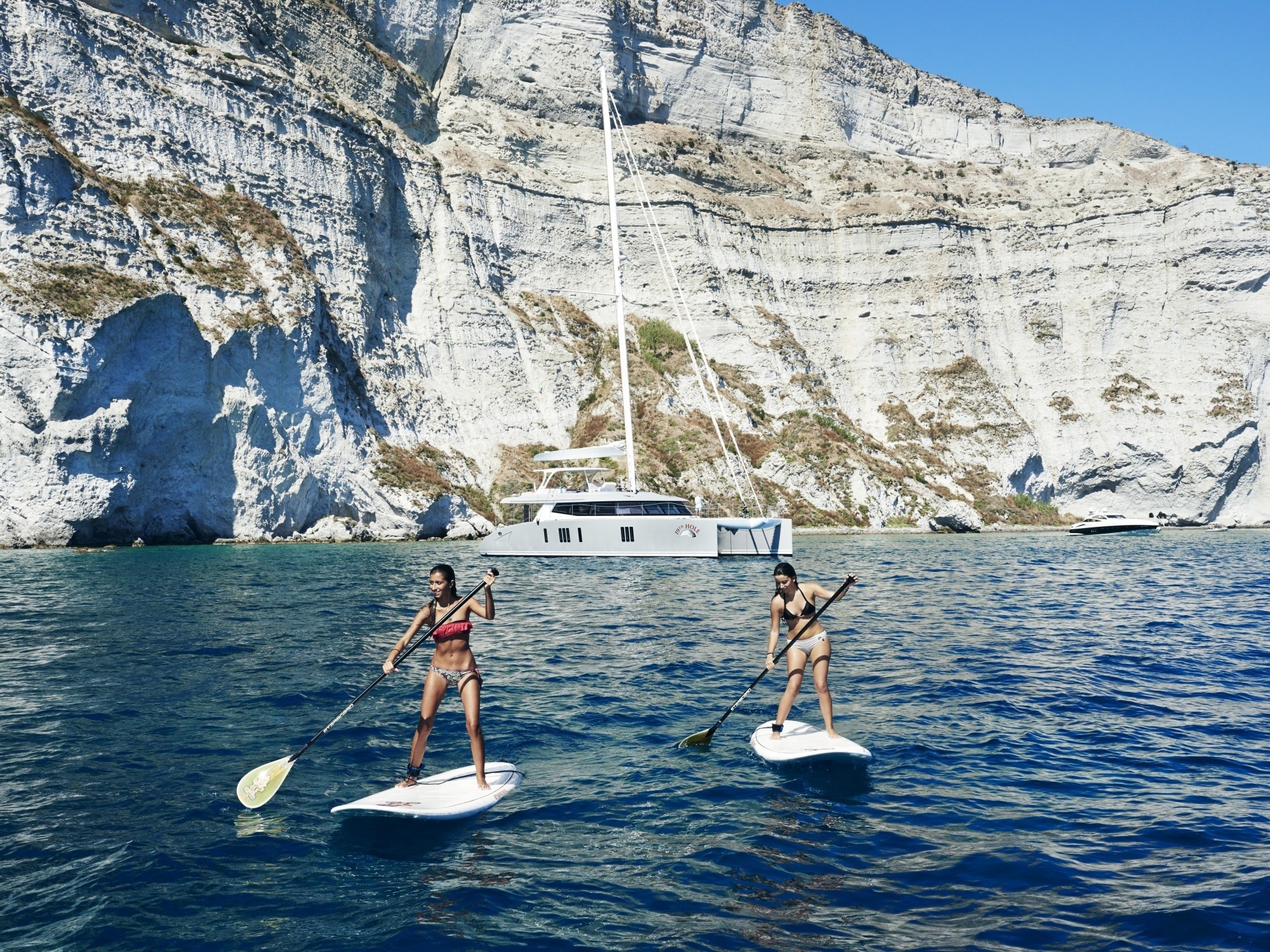 [22m-Yacht-19TH-HOLE]-9604-16.jpg