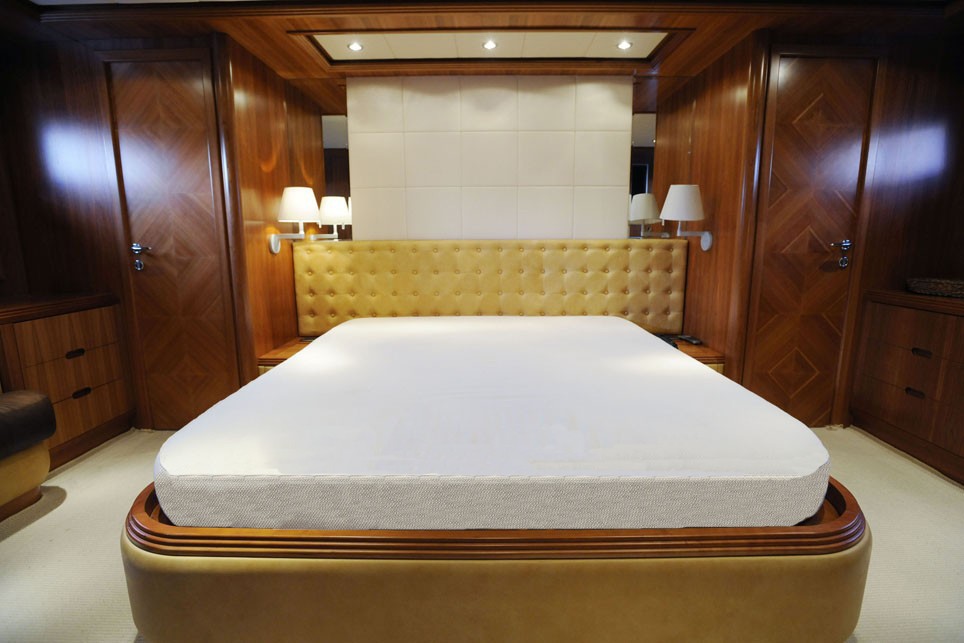 [23m-Yacht-HAPPY-FEET]-9463-136.jpg
