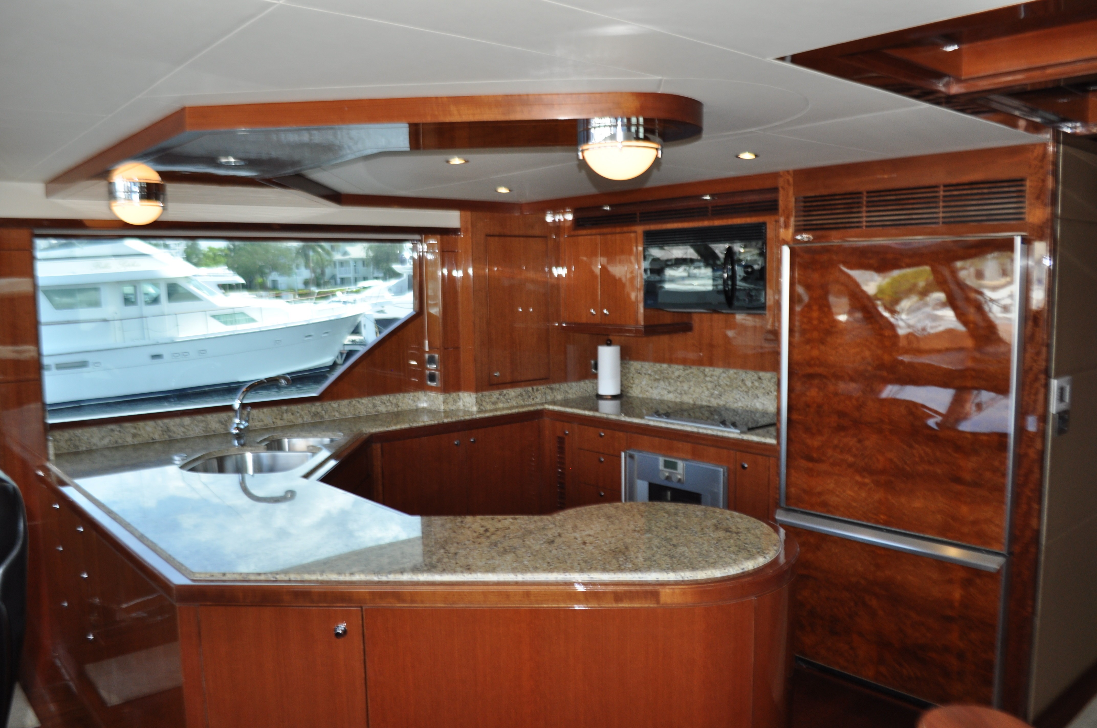 [24m-Yacht-THE-PEARL]-9536-25.jpg