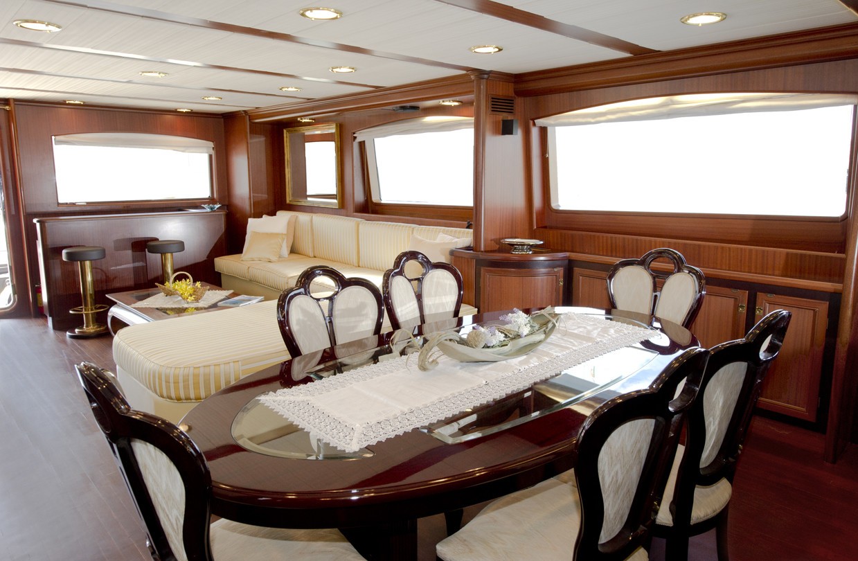 [24m-Yacht-WOLF-TWO]-9314-112.jpg