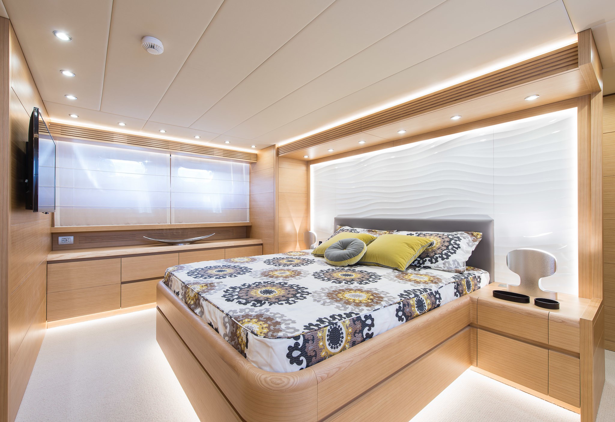 [25m-Yacht-MIREDO]-9927-81.jpg