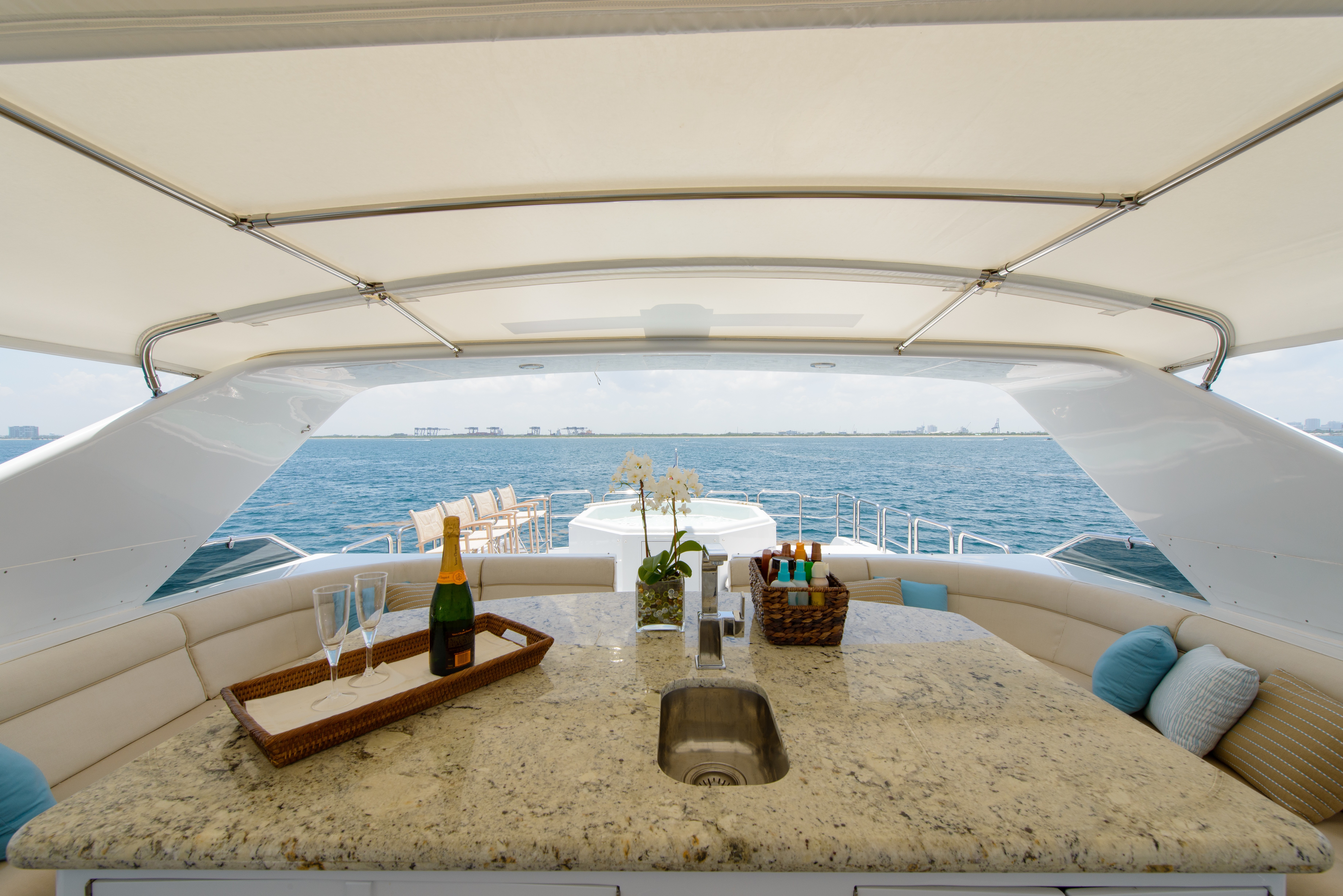 [25m-Yacht-PERFECT-LADY]-9590-166.jpg