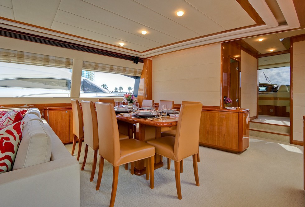 [25m-Yacht-UNFORGETTABLE]-9143-72.jpg