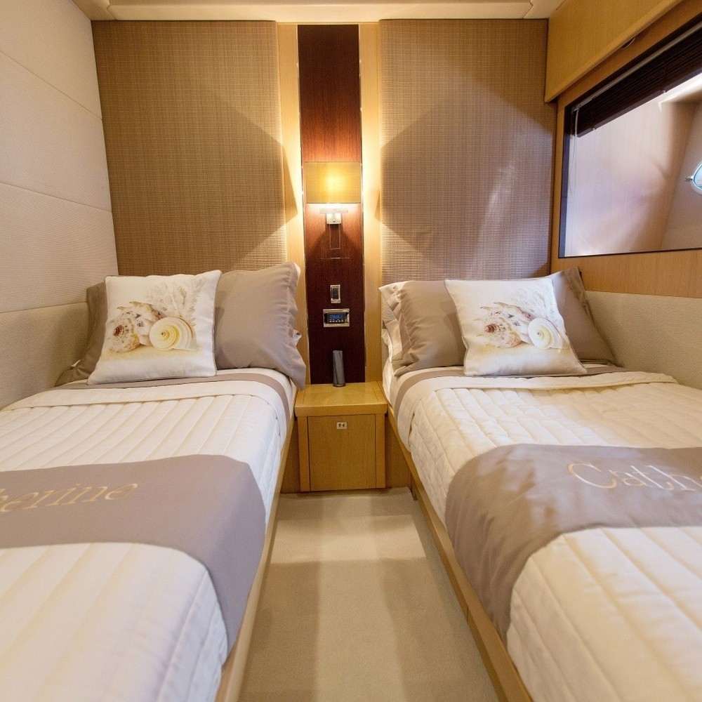 [26m-Yacht-CATHERINE]-9197-215.jpg