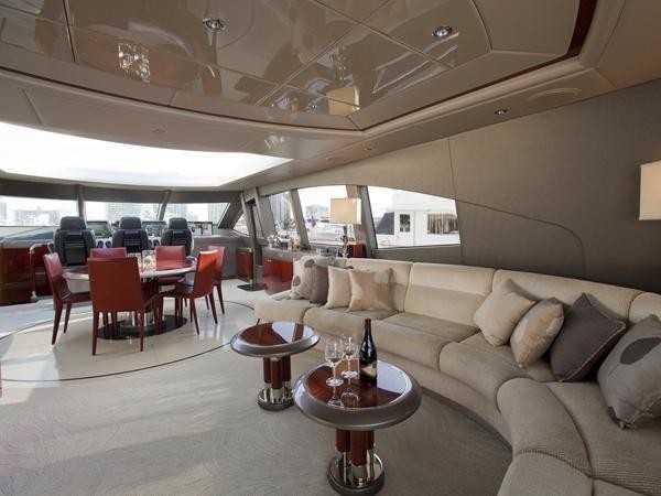 [26m-Yacht-MOKSHA]-9193-110.jpg