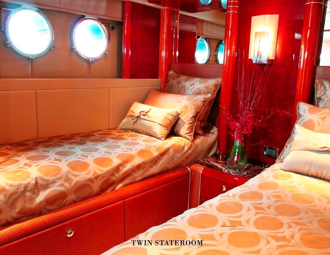 [26m-Yacht-MOKSHA]-9193-164.jpg