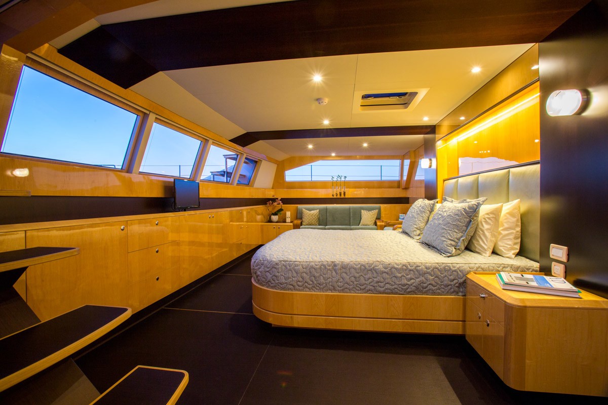 [26m-Yacht-WINDQUEST]-9356-27.jpg