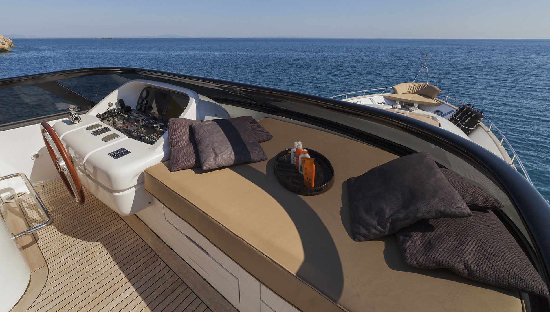 [27m-Yacht-QUO-VADIS]-9785-167.jpg