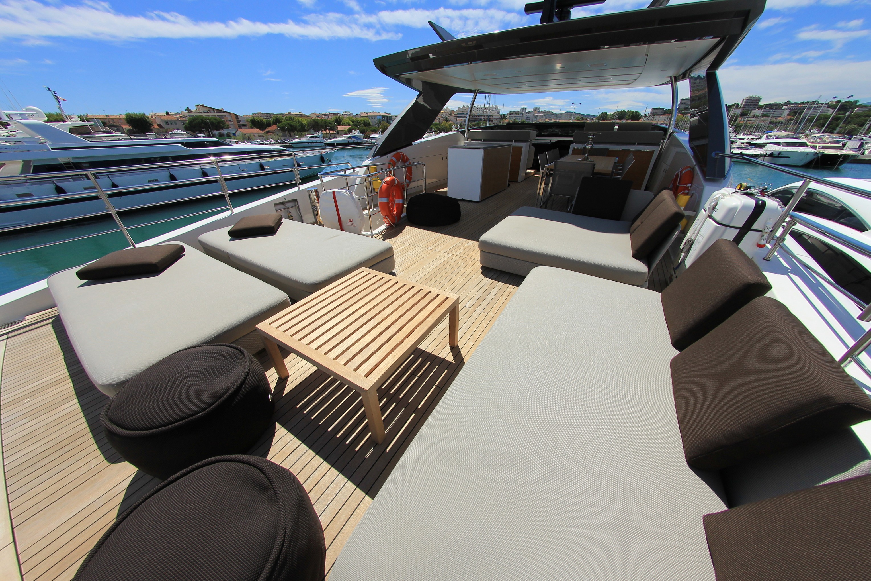 [28m-Yacht-BOREAL-II]-9874-77.jpg