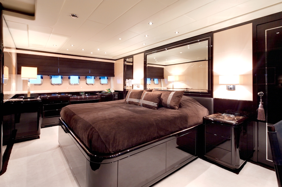 [28m-Yacht-ENZO]-9454-131.jpg