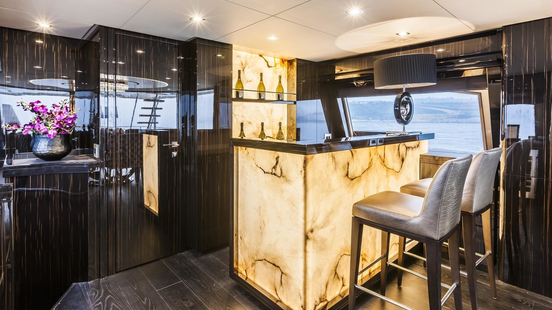 [28m-Yacht-YVONNE]-9917-138.jpg